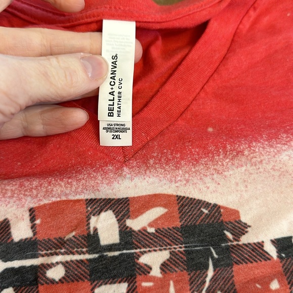 Bella Canvas Merry Christmas Shirt - Picture 2 of 3